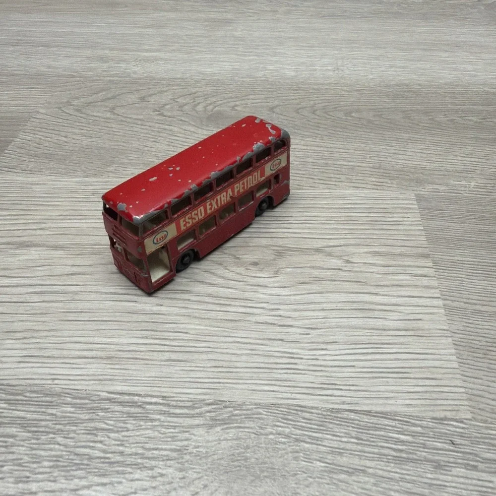 Matchbox No. 74 Daimler Bus & Matchbox Lesney Greyhound Coach No. 66 VTG Bundle